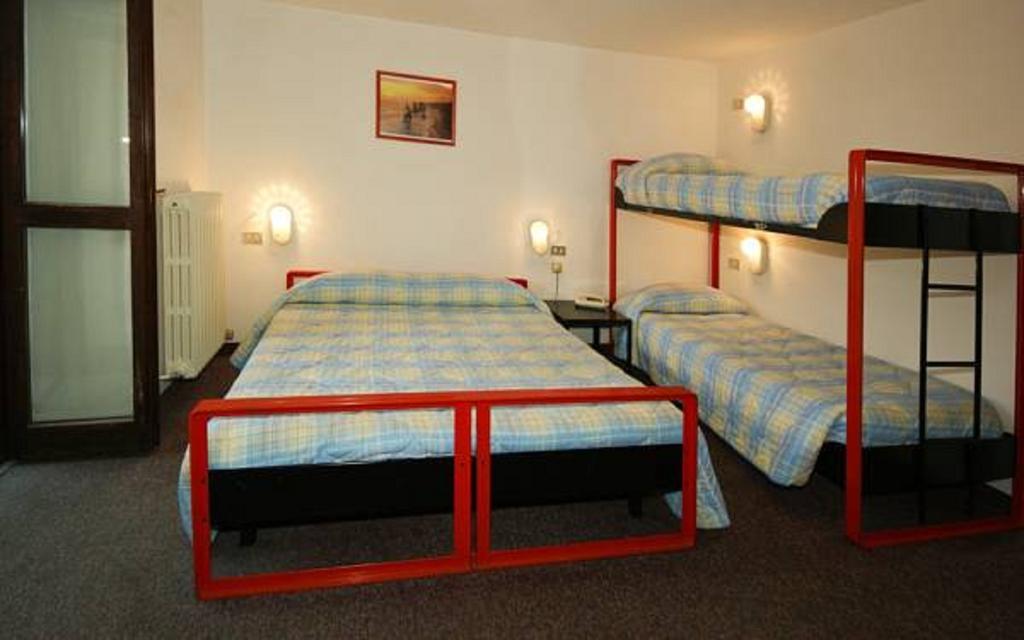 Hotel Rododendro Foppolo Camera foto
